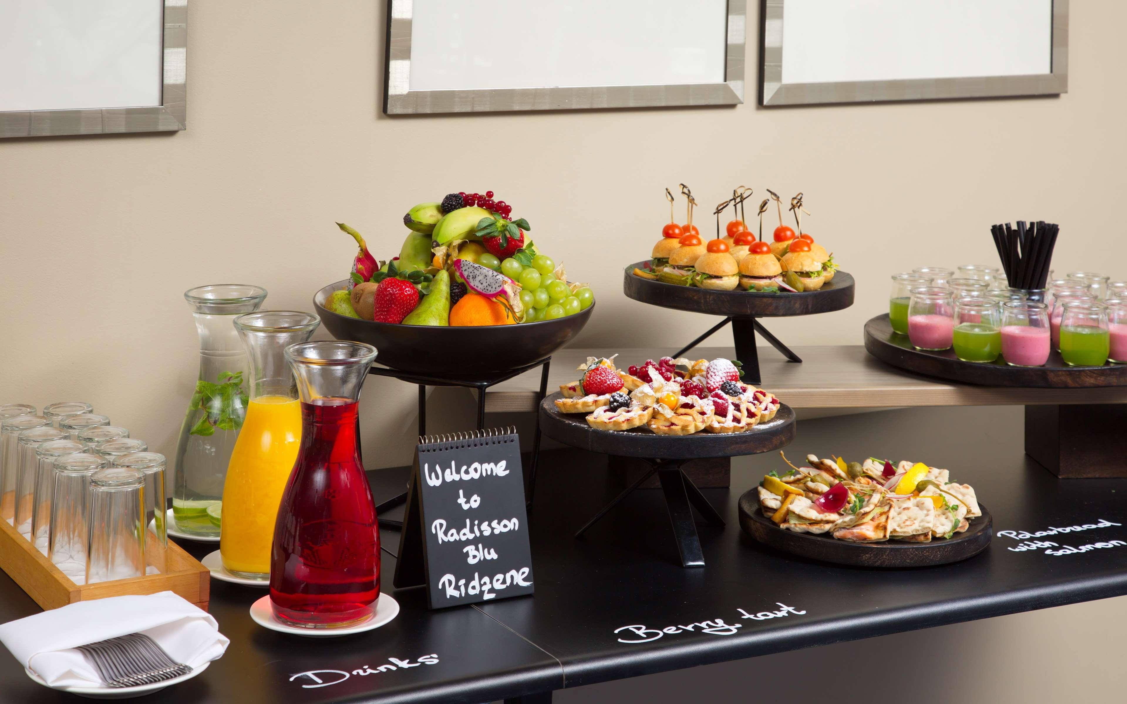 Radisson Blu Ridzene Hotel, Riga Ngoại thất bức ảnh