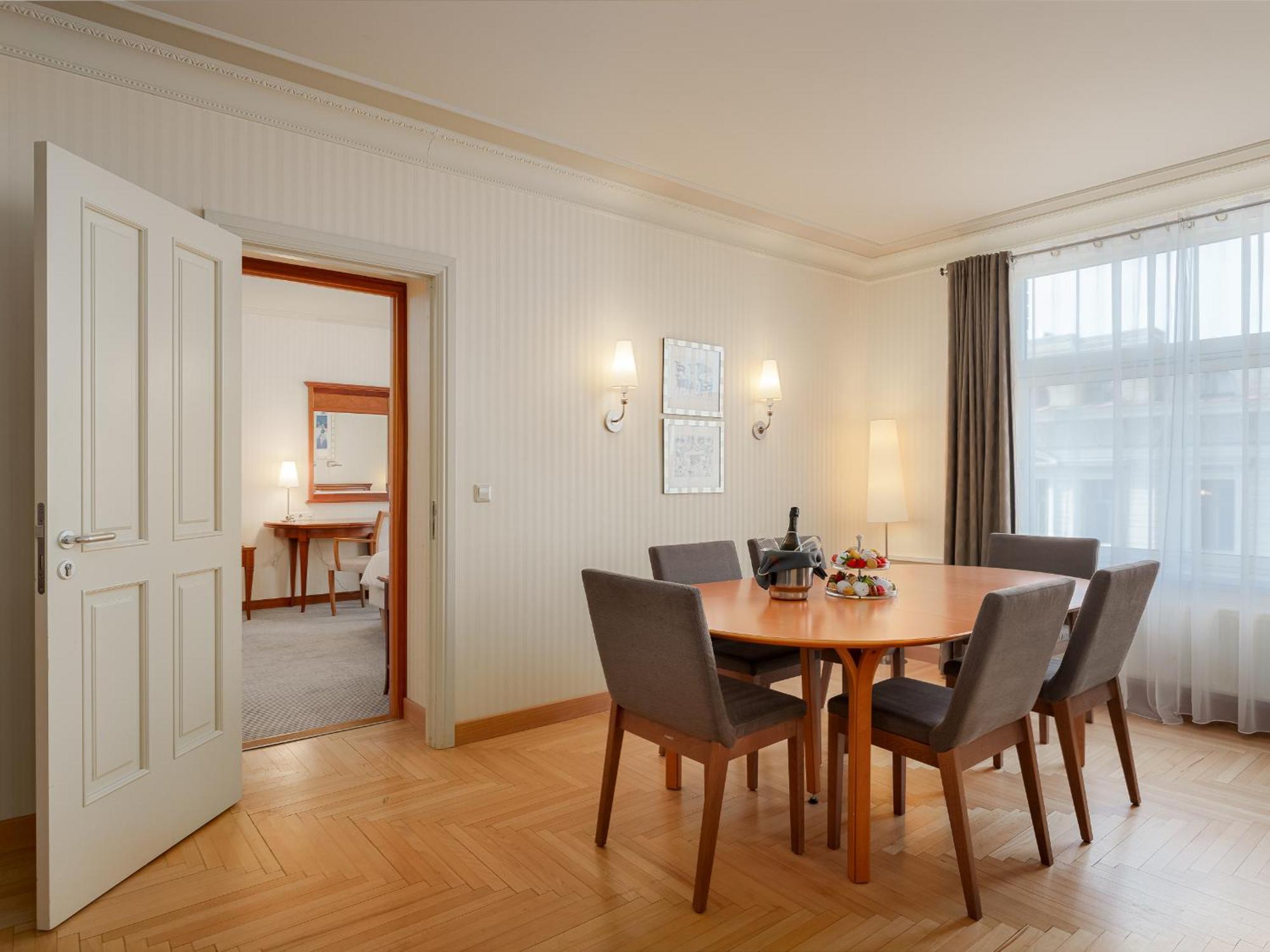 Radisson Blu Ridzene Hotel, Riga Phòng bức ảnh